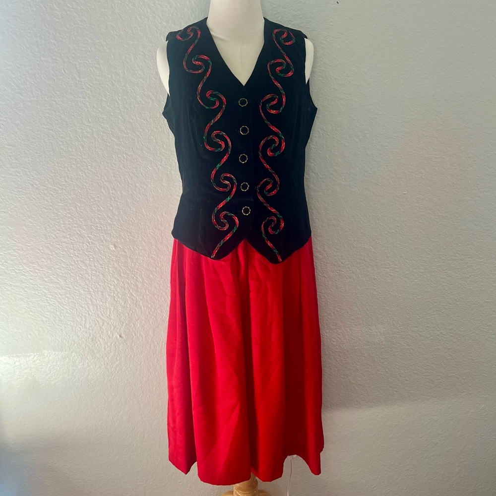 Leslie Lucks Vintage Velvet Top Dress Size 8